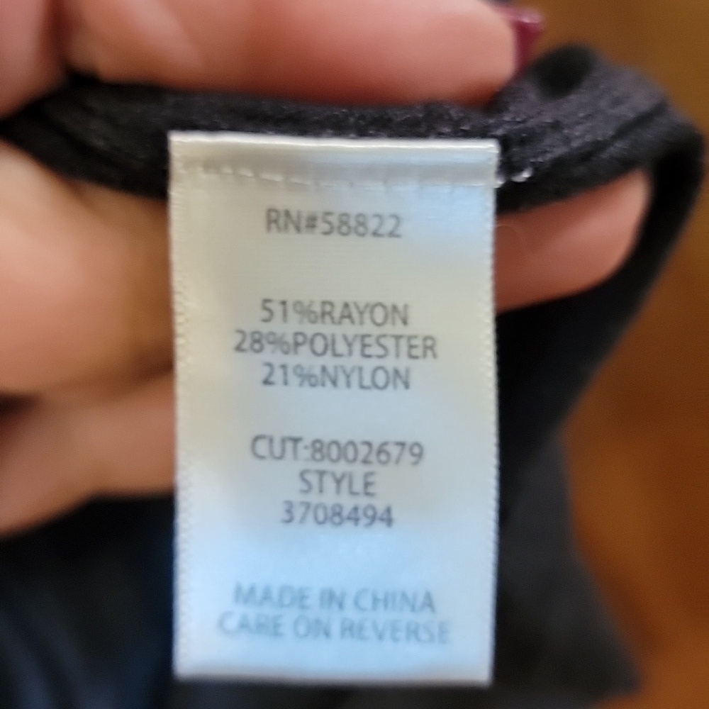 Max Studio Sweater - Picture 6 of 6
